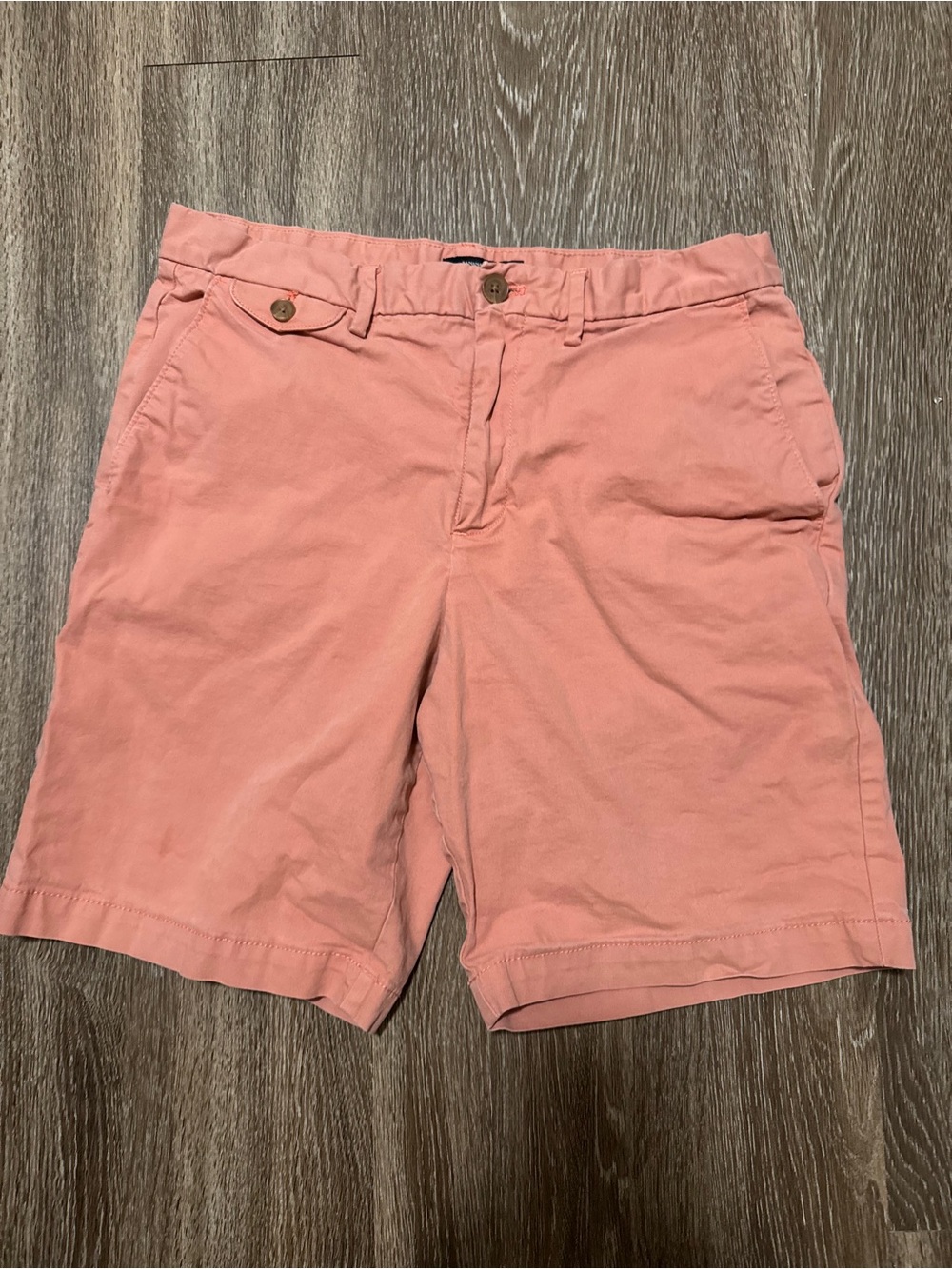 9" LIVED-IN CHINO SHORT - SALMON